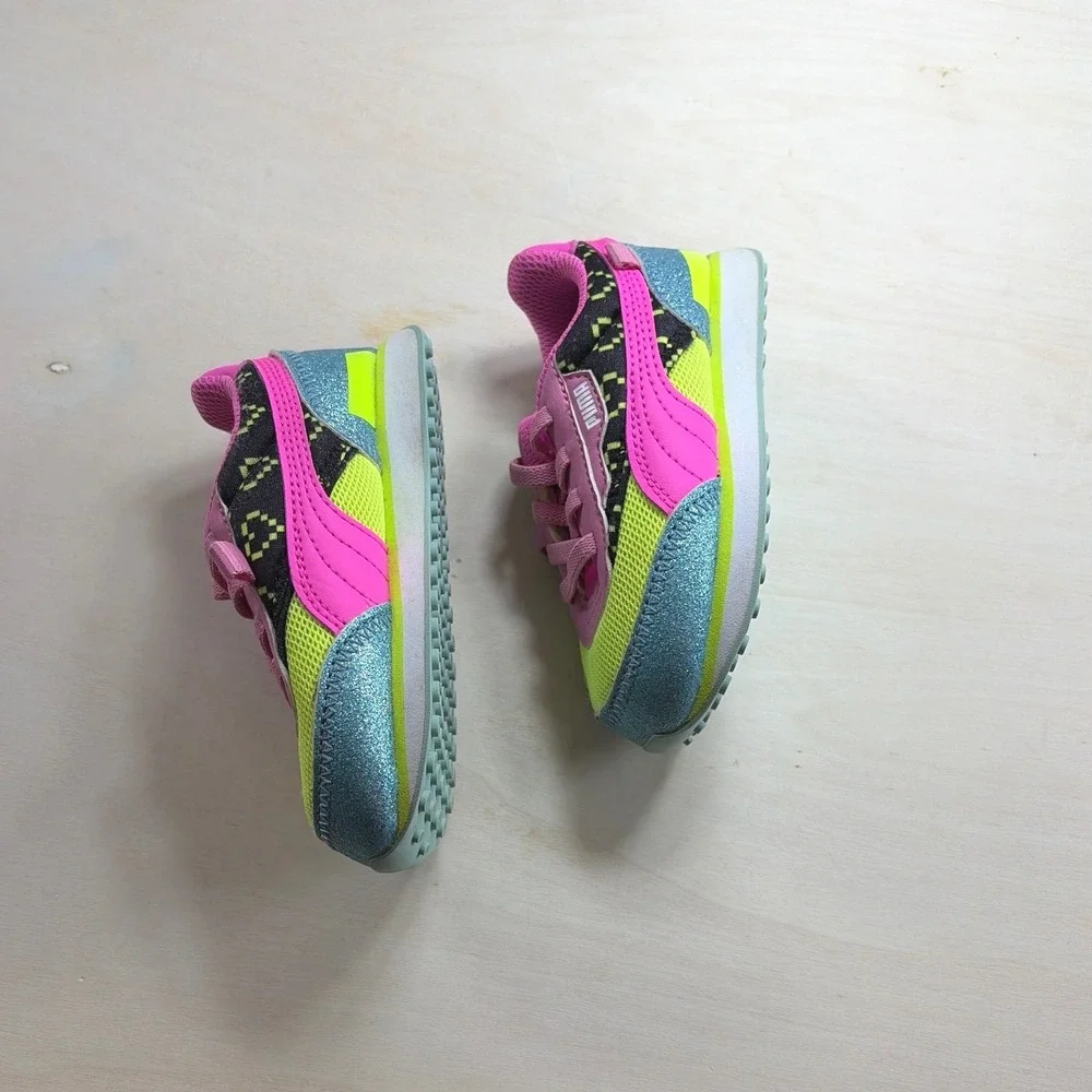 Puma L.O.L.Future Rider Toddler Sneakers Pink Neon Yellow Glitter 7C 385085-01
